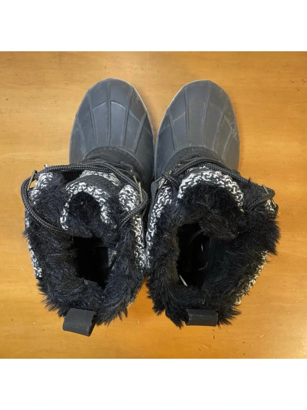 Khombu Women’s 7 Keri Black Duck Boots Faux Fur Lined Waterproof Winter Snow